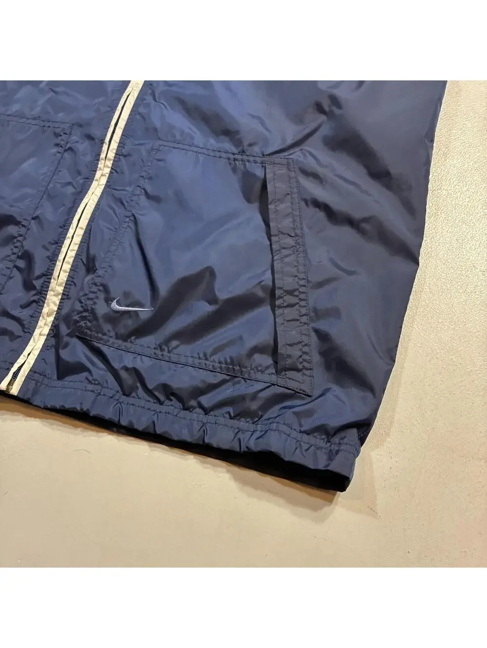 vintage nike 900 hooded windbreaker navy cream - Picture 7 of 9